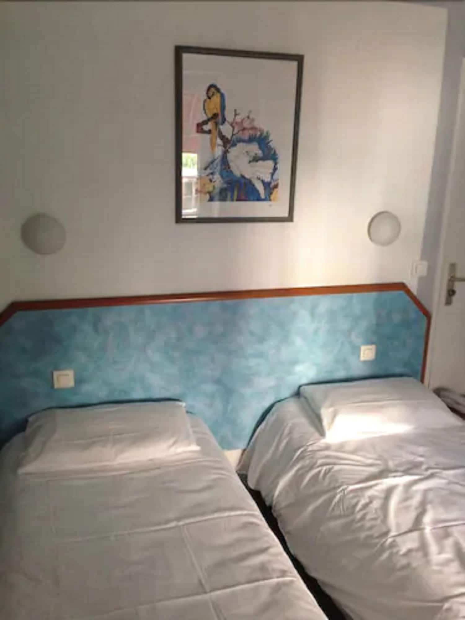 Hotel Royal Mansart Paris Luaran gambar